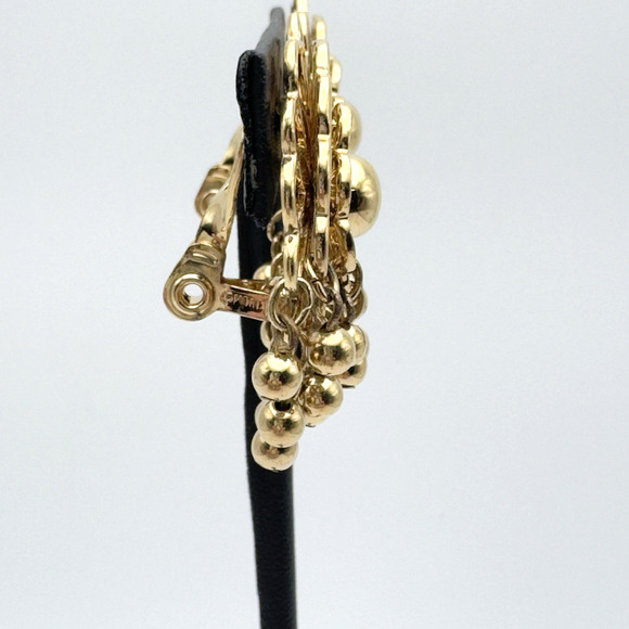 Vintage MONET Earrings Cha Cha Flower Clip On 1" - Picture 2 of 6